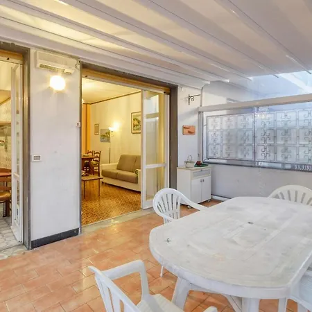 Lovely In With Wifi Apartamento